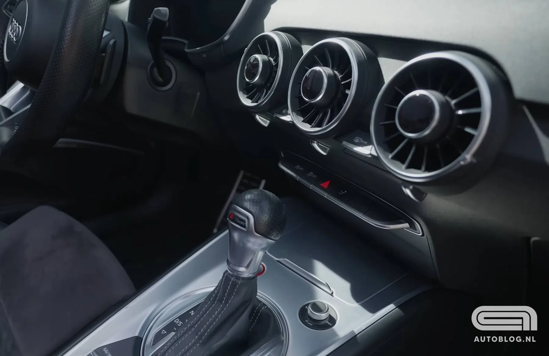Audi TT Roadster 8S interieur